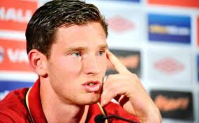 Vertonghen Siap Matikan Pergerakan Benteke