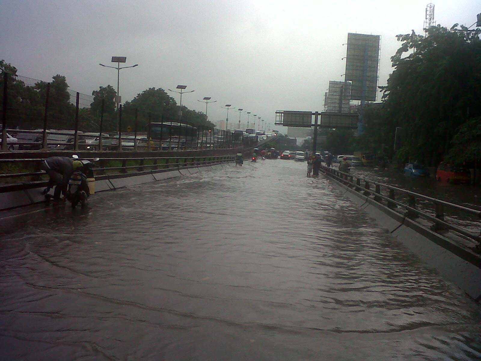 PMI Jakarta Butuh Relawan Banjir