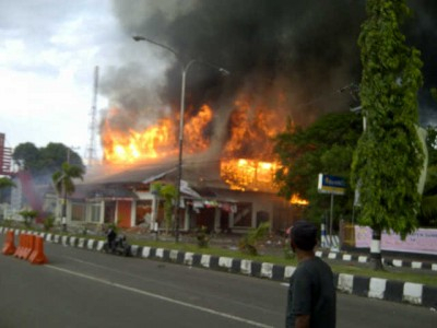 Redam Kerusuhan, Gubernur NTB Datangi Sumbawa Besar