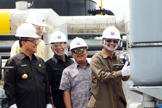 Gubernur Riau Rusli Zaenal Diperiksa KPK