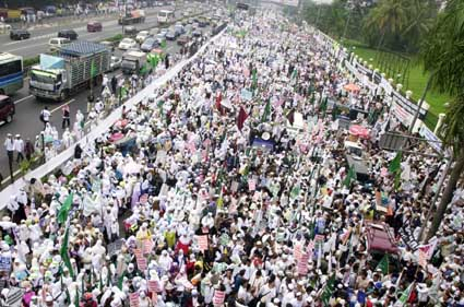 Ormas Islam di Aceh Berkumpul Sikapi Penolakan Syariat Islam