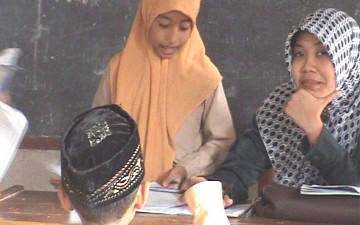 Pelajaran Bahasa Jawa Hilang, Sarjana Bahasa Jawa Resah