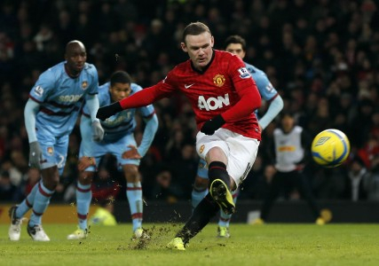 Manchester United Perbesar Jarak dengan Man City