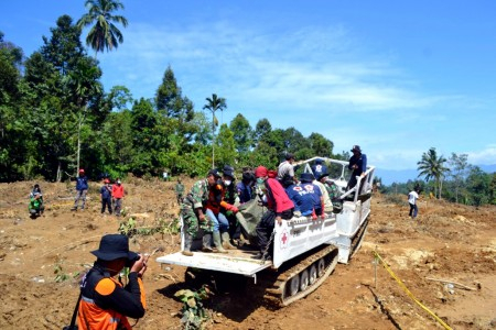 Pemkot Tual Bentuk Tim Reaksi Cepat Penanggulangan Bencana