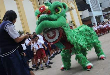 Enam Naga Meriahkan Cap Go Meh di Pontianak