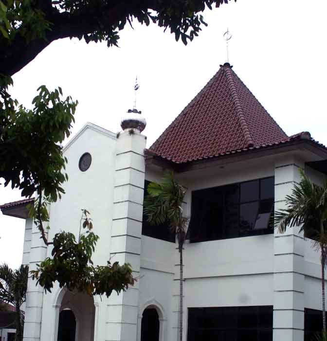 Masjid Ahmadiyah Disegel, Bukti Negara Dikendalikan Kelompok Intoleran