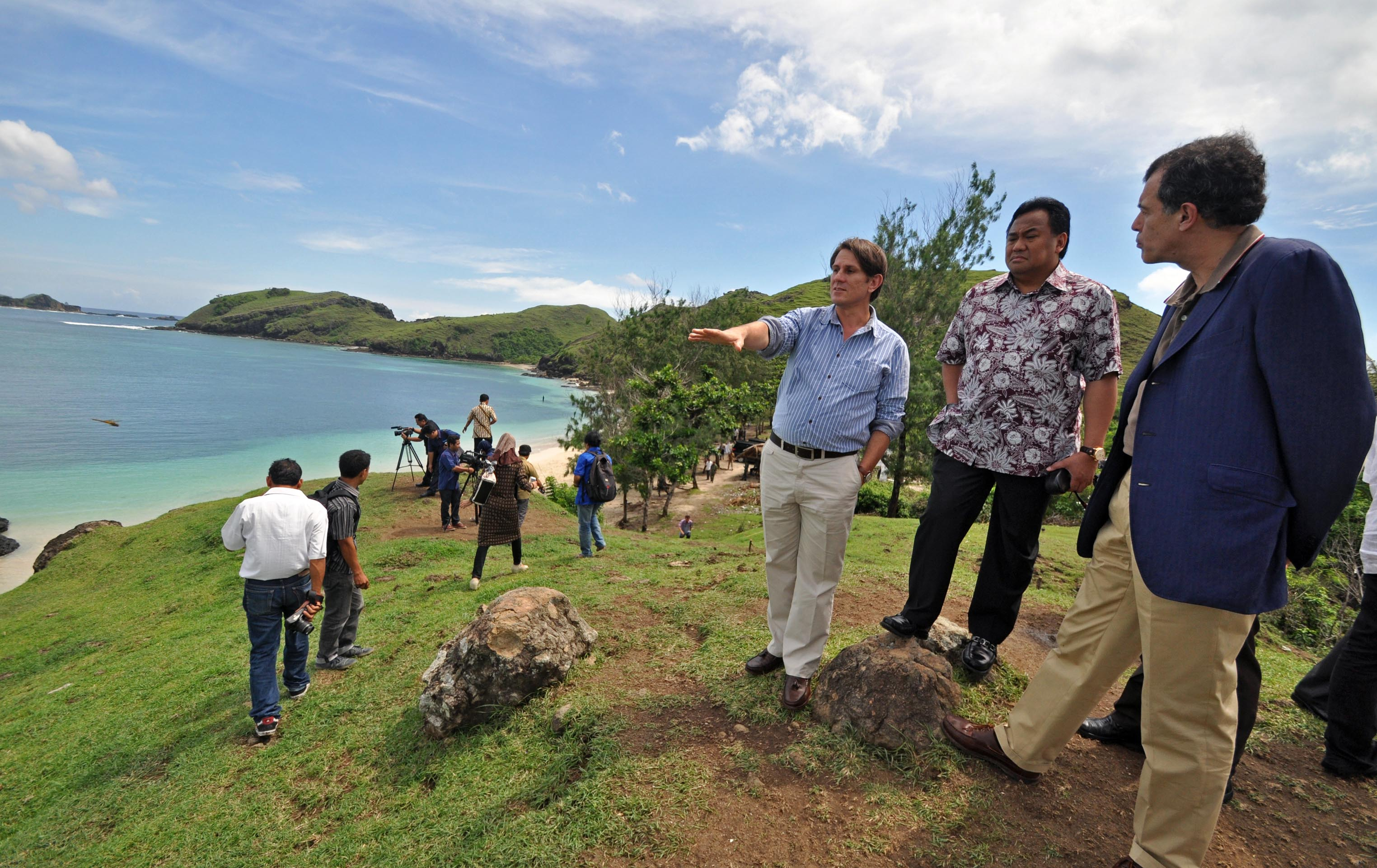 Warga Australia Abaikan Larangan ke Lombok