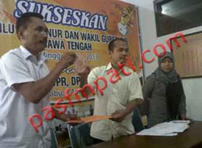 KPU Pati Serahkan DPS ke Panwaslu