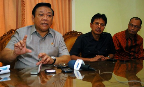 Menko Kesra: Teguran SBY soal Lapindo Sudah Disampaikan kepada Ical