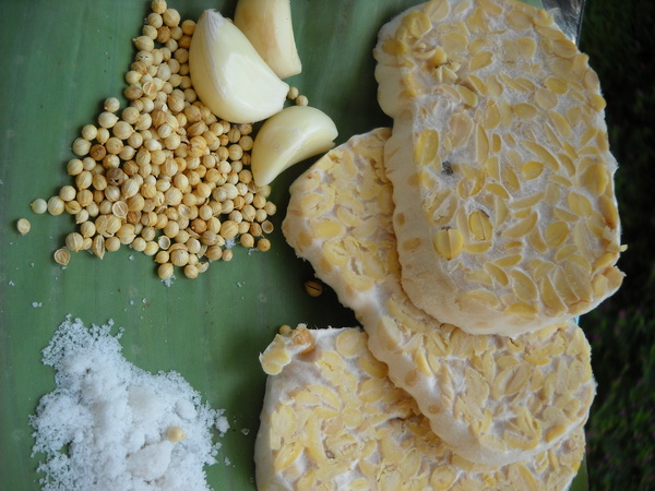 Perajin Tahu Tempe Pesimistis Pemerintah Bisa Atur Harga Kedelai