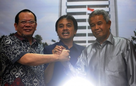 Besok, La Nyalla Berkantor di PSSI