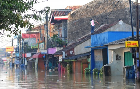 Hujan Semalaman, Ratusan Rumah di Mojokerto Terendam Banjir