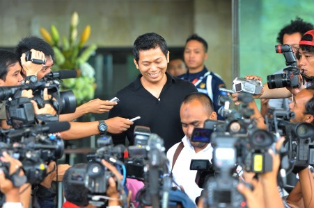 Usai Diperiksa KPK, Ridwan Hakim Bungkam soal Materi Pemeriksaan