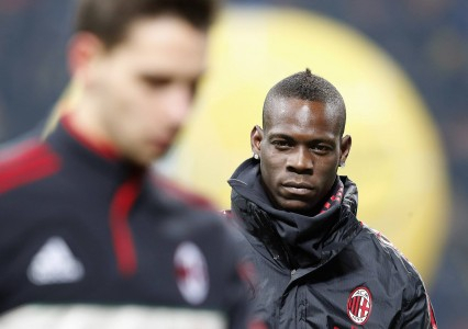 Inter Milan Didenda Karena Ulah Rasis Fans Terhadap Balotelli