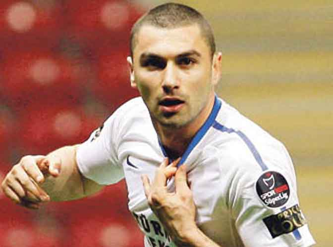 Man United Incar Burak Yilmaz
