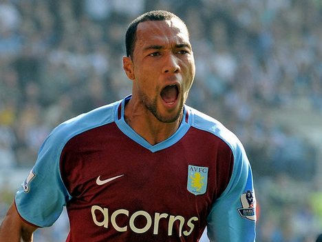 Inter Milan Boyong Penyerang Veteran John Carew