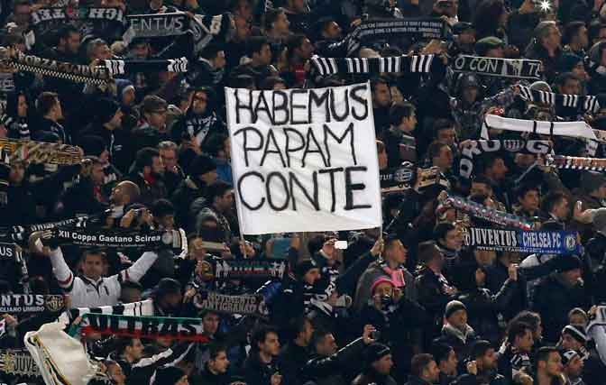 Conte Ingin Bertahan di Juventus
