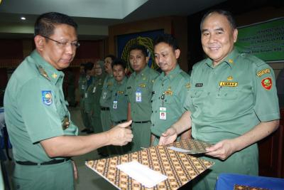 10 SKPD Terima Penghargaan Walikota Pontianak