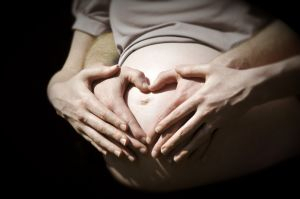 Buruh Perempuan di Bandung Tuntut Perda tentang Cuti Hamil