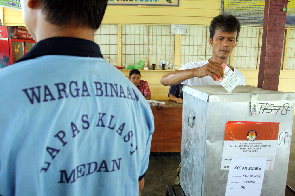 Tagih Kinerja, Pendemo Kepung KPU Sumut