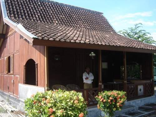 Banyuwangi Sediakan Rp 500 Juta untuk Rumah Adat Using