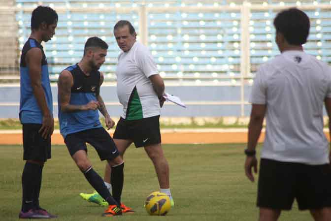 Baru 10 Pemain Bergabung di Timnas