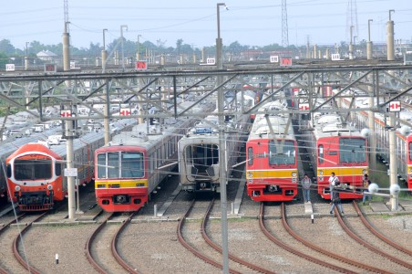 DPR Tagih Rencana PT KAI Kasih Diskon untuk Pengguna Kartu Miskin