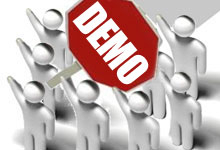 Demo Kepala Dusun Mundur, Massa Robohkan Poskamling