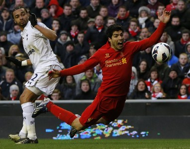 Ingin Tampil di Liga Champions, Suarez Isyaratkan Hengkang