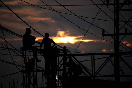 Pemkot Pariaman Segera Tertibkan Spanduk Tak Berizin