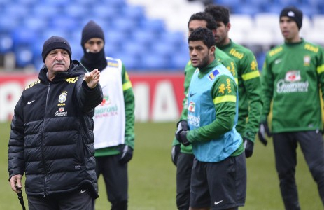Scolari: Sulit Menembus Pertahanan Rusia