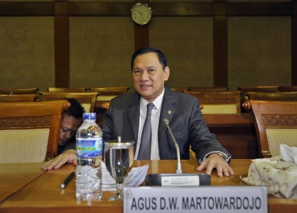 Terbukti Korupsi, Gubernur BI akan Mundur