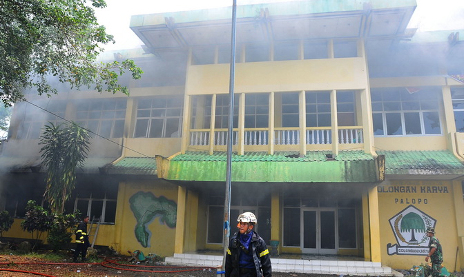 Picu Konflik, Kemendagri Pastikan Hapus Pilkada Langsung Kab/Kota