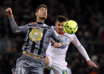 Hina Silva, FFF Panggil Joey Barton