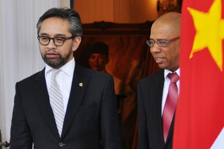 Kemenlu Belum Akan Evakuasi WNI dari Korut
