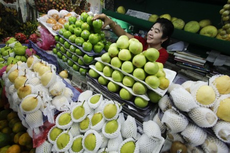 Pasokan Sedikit, Harga Buah di Medan Naik 100 Persen
