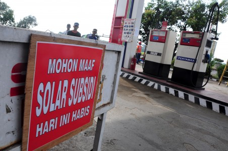 DPR Minta Pemerintah Terapkan Alat Pengendali Konsumsi BBM