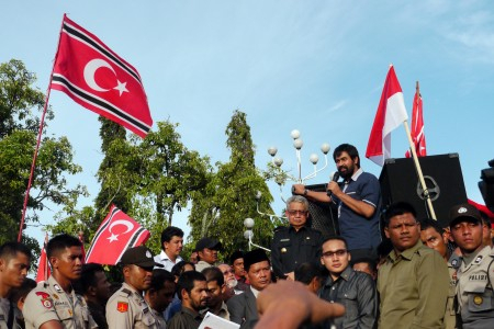Gubernur Aceh dan Menkopolhukam Gagal Capai Kata Sepakat Soal Qanun Bendera