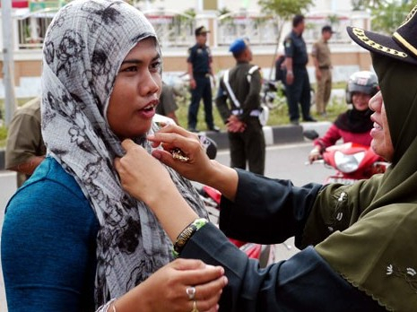 Qanun-qanun yang 'Menjerat' Perempuan di Aceh