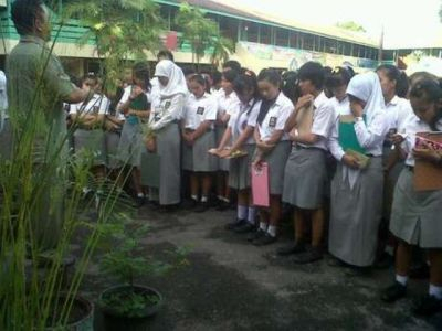 UN Ditunda, Pelajar SMA di Pematangsiantar Menangis