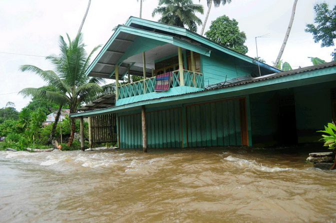 Pasca Banjir, Warga Siberut Sudah Bisa Beraktivitas