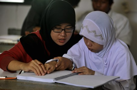 UN Ditunda 7 Jam, Siswa di NTT Pasrah