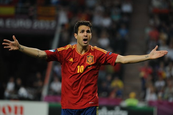 Fabregas Rela Dicadangkan Demi Messi