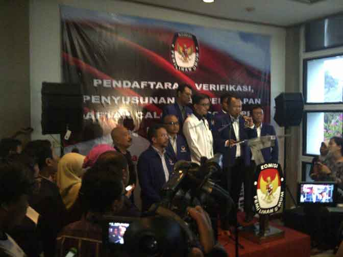 Nasdem Serahkan 500 Lebih DCS