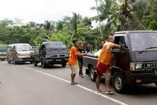 Antrian Solar Di Trenggalek Capai 2 KM