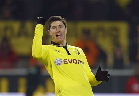 Lewandowski Buat Madrid Tak Berdaya