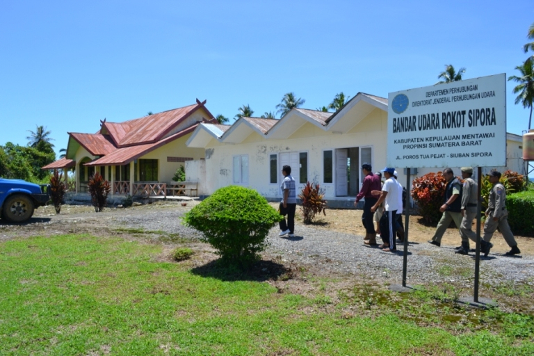 Perpanjangan Landasan Lanud Rokot Tunggu Izin Pemerintah Pusat.