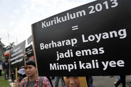 Anggaran Kurikulum 2013 Diblokir, Unit Kemendikbud Bahas Internal
