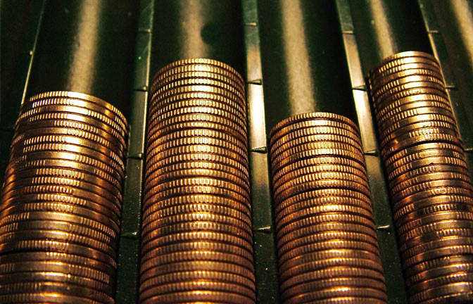 Puluhan Milliar Dana Nasabah Investasi Emas Raib