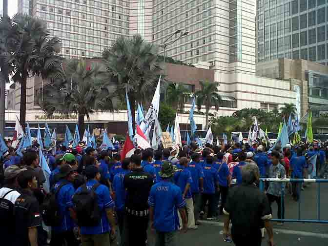 Mayday, Polisi Tutup Sejumlah Ruas Jalan di Jakarta